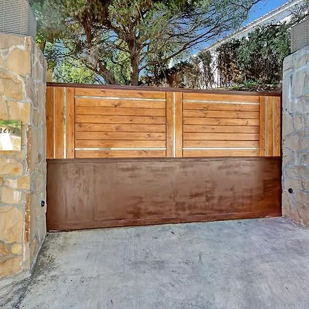 Luxury With Spectaculair Views By Varenso Holidays