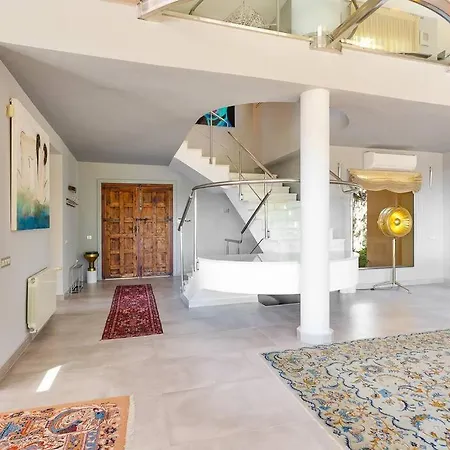 Luxury With Spectaculair Views By Varenso Holidays Appartamento *