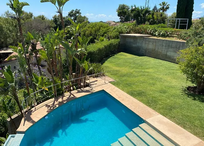 Luxury With Spectaculair Views By Varenso Holidays *