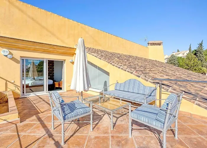 Luxury With Spectaculair Views By Varenso Holidays Marbella