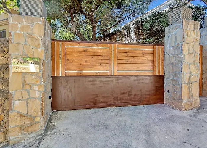 Luxury With Spectaculair Views By Varenso Holidays