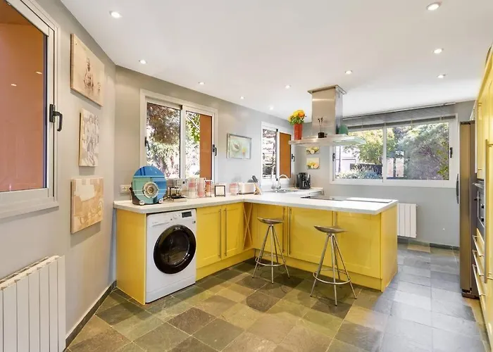 Luxury With Spectaculair Views By Varenso Holidays