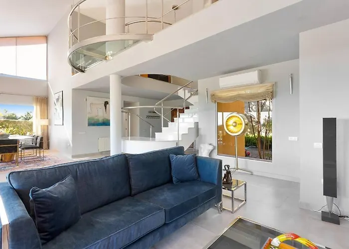 Luxury With Spectaculair Views By Varenso Holidays