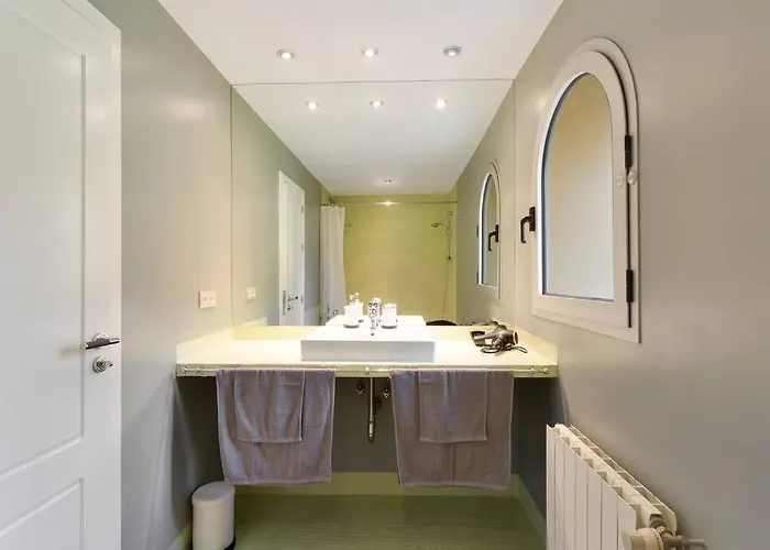 Luxury With Spectaculair Views By Varenso Holidays Marbella