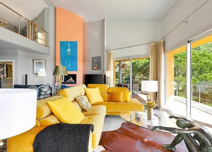 Luxury With Spectaculair Views By Varenso Holidays *