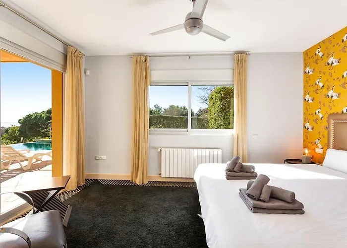 Luxury With Spectaculair Views By Varenso Holidays *