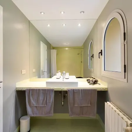 Luxury With Spectaculair Views By Varenso Holidays Marbella