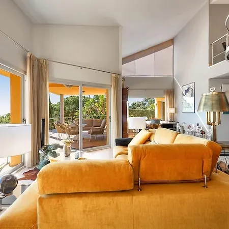 Διαμέρισμα Luxury With Spectaculair Views By Varenso Holidays Μαρμπέλλα