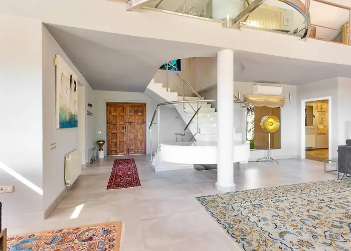 Luxury With Spectaculair Views By Varenso Holidays Lägenhet *